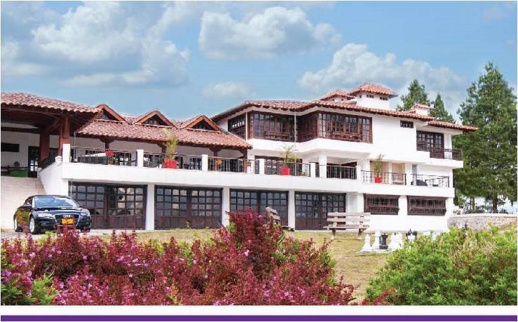 Hotel Reserva Monarca Σαλέντο Εξωτερικό φωτογραφία